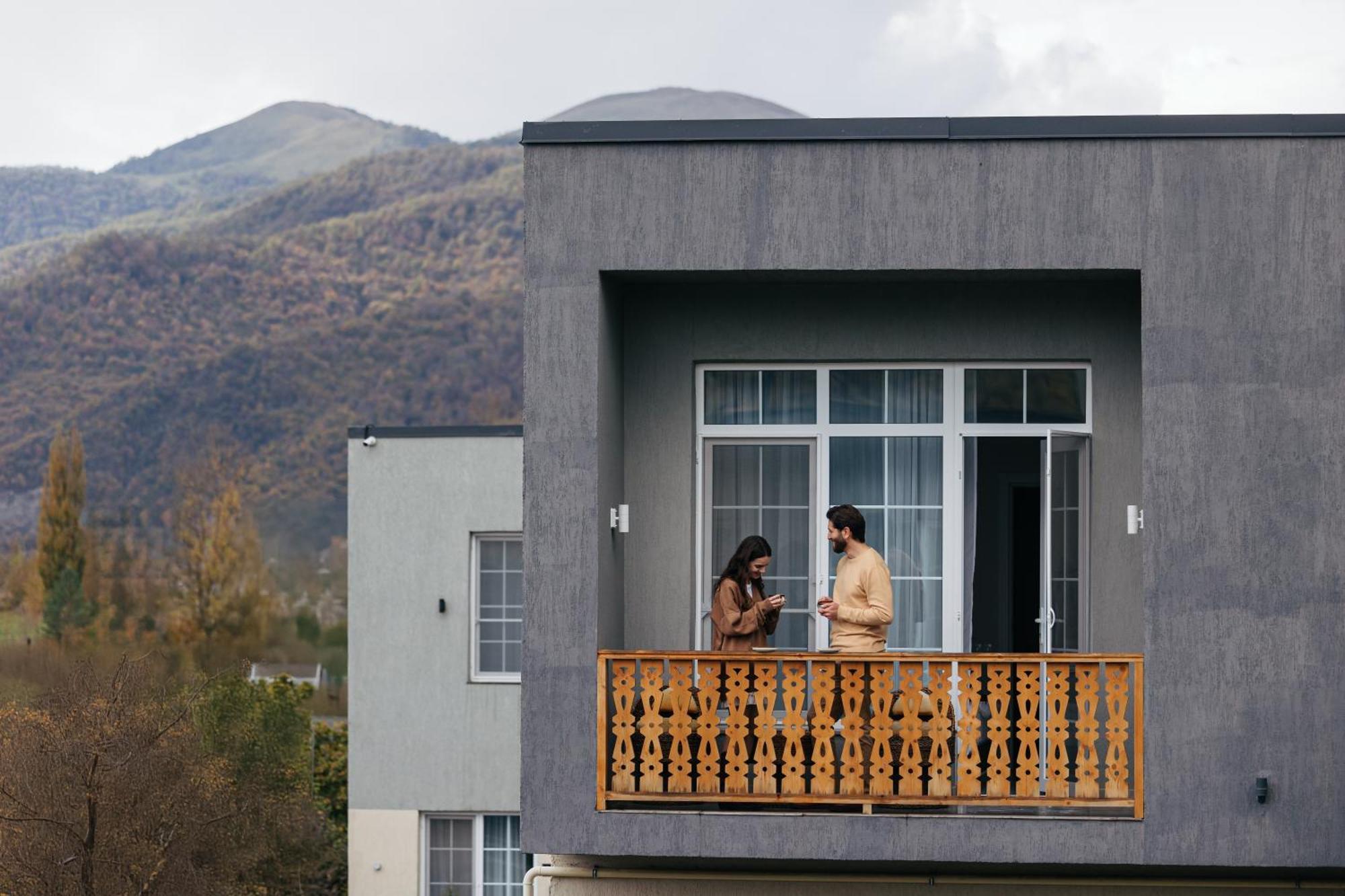 Dili Town Resort And Spa Dilijan Bagian luar foto