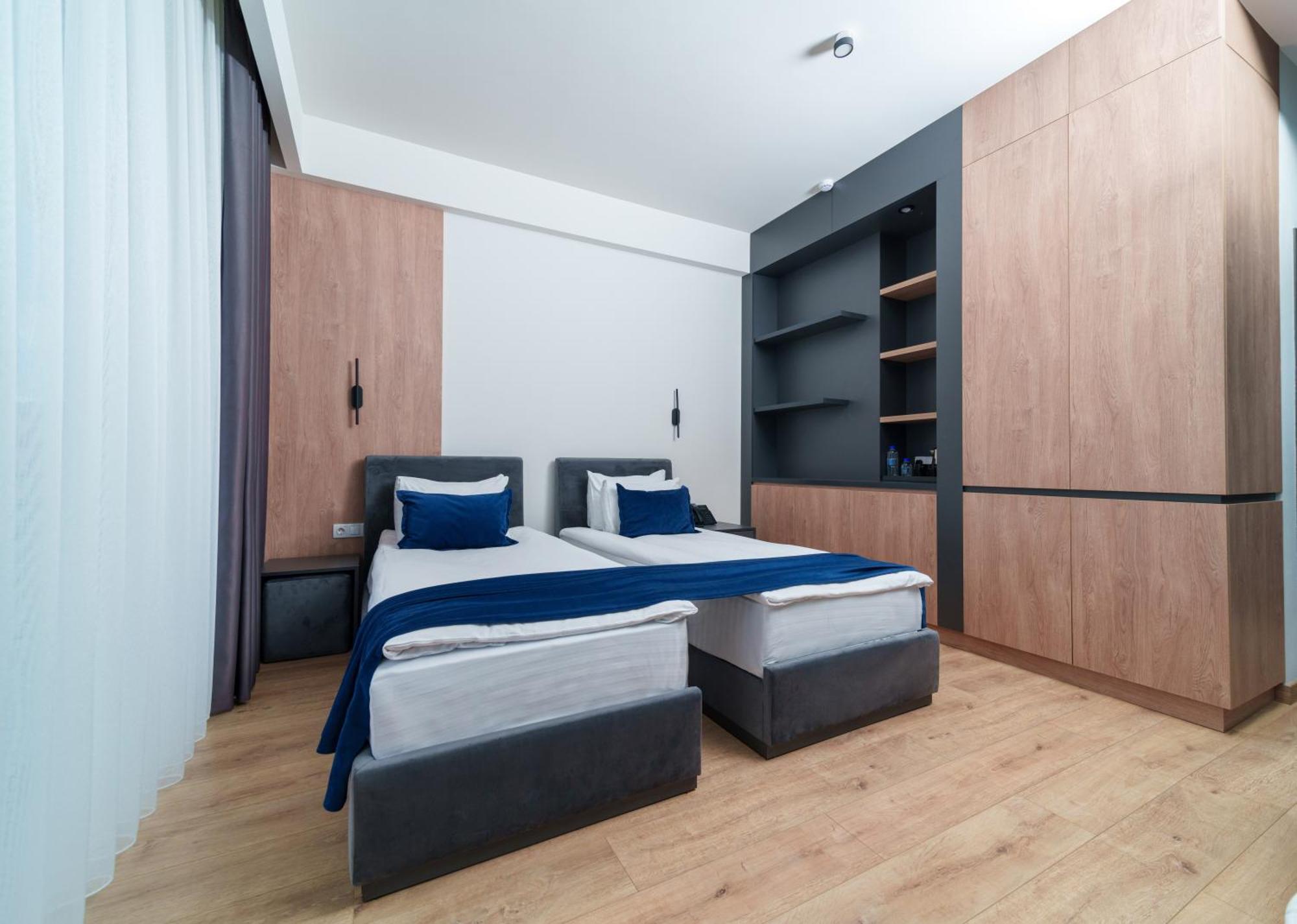 Dili Town Resort And Spa Dilijan Bagian luar foto